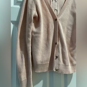 Cardigan peach sweater